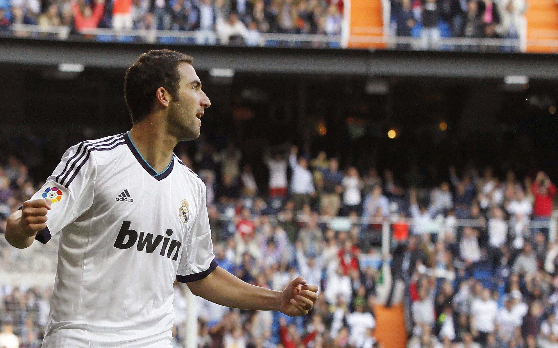 尤文新主亮相发布会，弗拉霍维奇留队核心，卢卡库交易告吹，博格巴未来待定